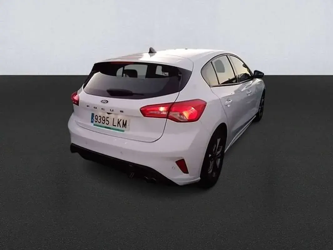 Usado Ford Focus ST-Line 150 CV (110 kW) 2020 Blanco Utilitario