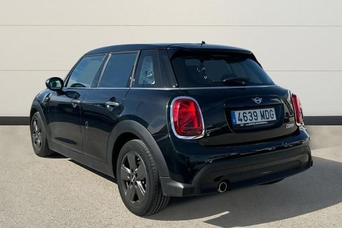 Usado Mini Cooper 137 CV (100 kW) 2023 Negro Utilitario