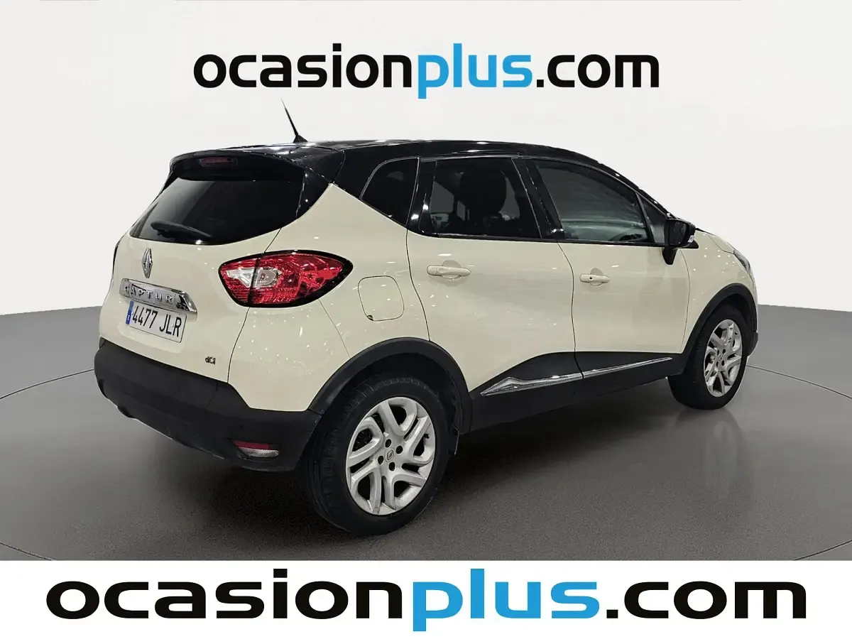 Usado Renault Captur Zen 90 CV (66 kW) 2016 Beige SUV