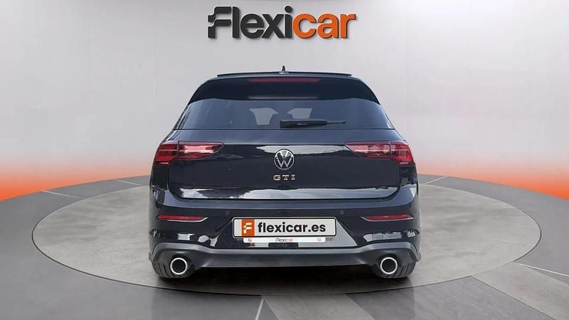 Usado VW Golf VIII GTI 245 CV (180 kW) 2021 Negro Utilitario