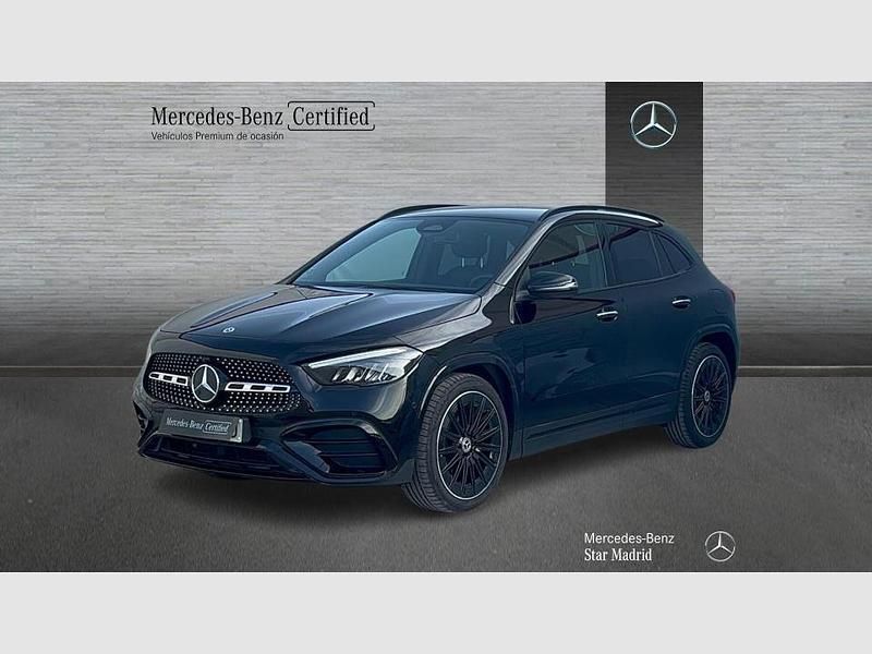 Negro Usado 2024 Mercedes GLA200 SUV | 42.990 € (Precio justo) - Imagen 1/4
