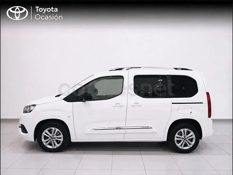 Usado Toyota Proace Verso Active 131 CV (96 kW) 2022 Blanco Familiar