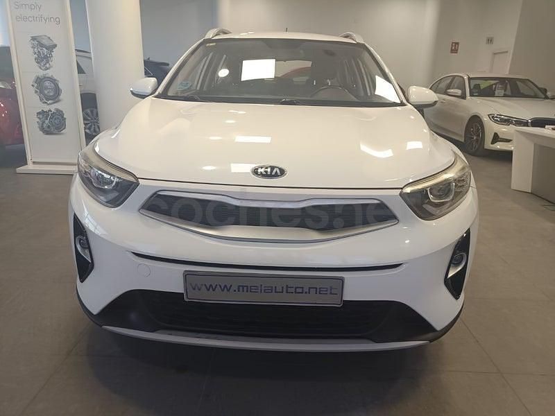 Usado Kia Stonic 100 CV (73 kW) 2018 Blanco SUV