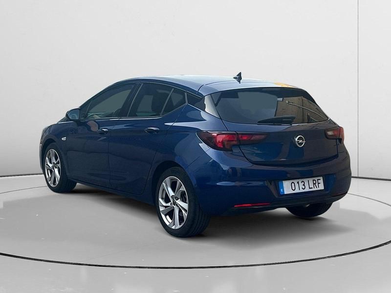 Usado Opel Astra GS Line 122 CV (89 kW) 2021 Azul Utilitario