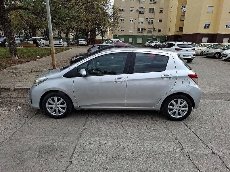 Brugt Toyota Yaris Active 69 HK (50 kW) 2012 Grå Hatchback