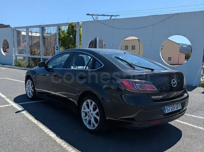 Usado Mazda 6 Luxury 140 CV (102 kW) 2008 Negro Berlina