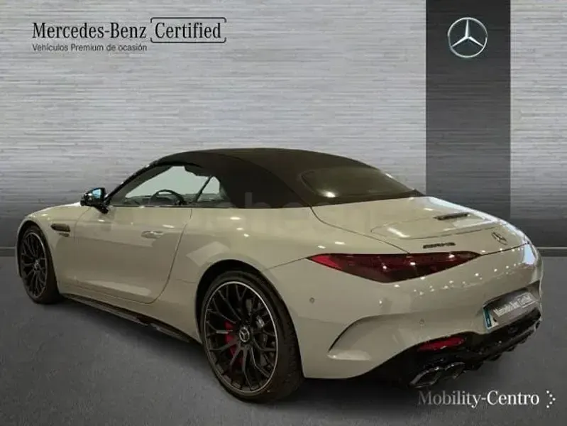 Usado Mercedes SL55 AMG AMG 476 CV (350 kW) 2023 Gris / plata Descapotable