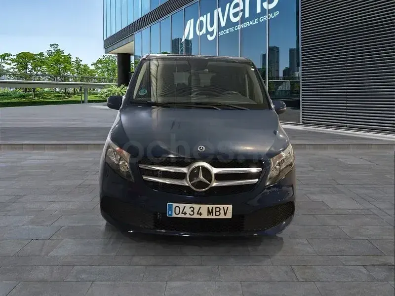Usado Mercedes V220 163 CV (119 kW) 2022 Azul Monovolumen