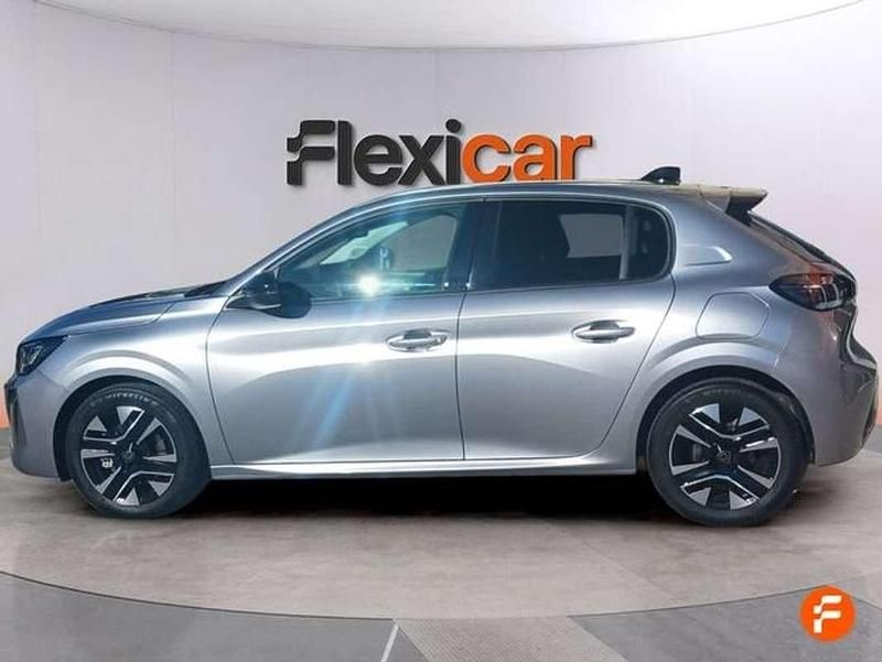 Usado Peugeot 208 Allure 101 CV (74 kW) 2025 Gris Utilitario