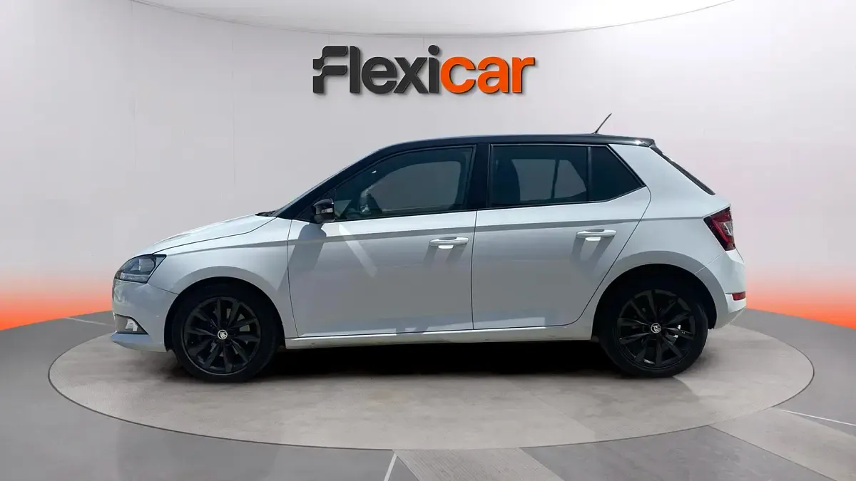 Usado Skoda Fabia Ambition 110 CV (80 kW) 2020 Blanco Utilitario