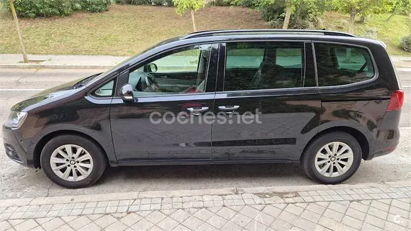 Usado Seat Alhambra Style 150 CV (110 kW) 2019 Negro Monovolumen