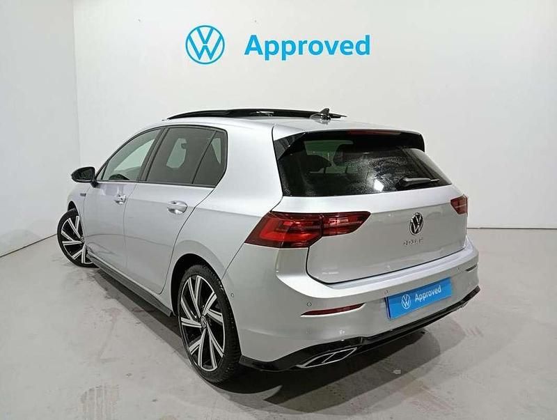 Usado VW Golf VII R-line 150 CV (110 kW) 2021 Plateado Utilitario