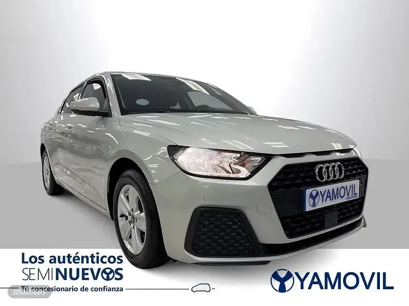Usado Audi A1 Advanced Plus 95 CV (69 kW) 2023 Plateado SUV