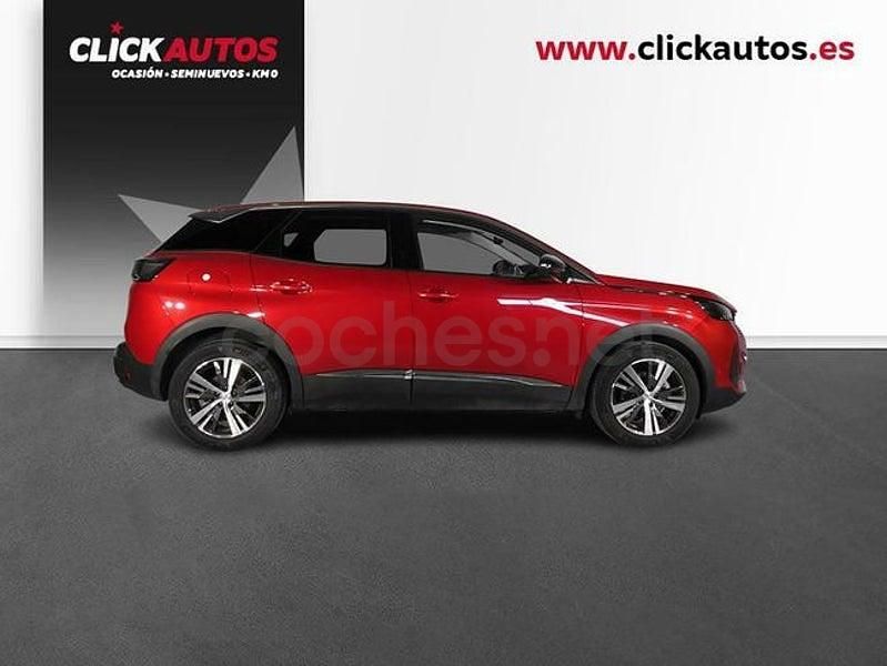 Usado Peugeot 3008 Allure 130 CV (95 kW) 2022 Rojo SUV