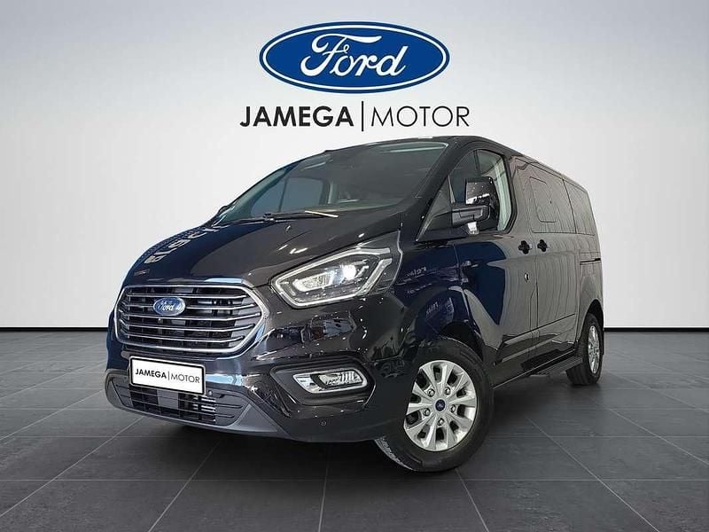 Usado Ford Tourneo Titanium 131 CV (96 kW) 2021 Negro Monovolumen
