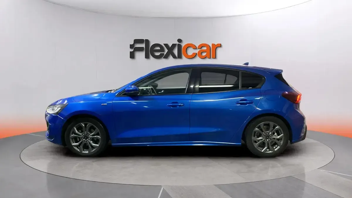 Usado Ford Focus ST-Line 125 CV (91 kW) 2023 Azul Berlina