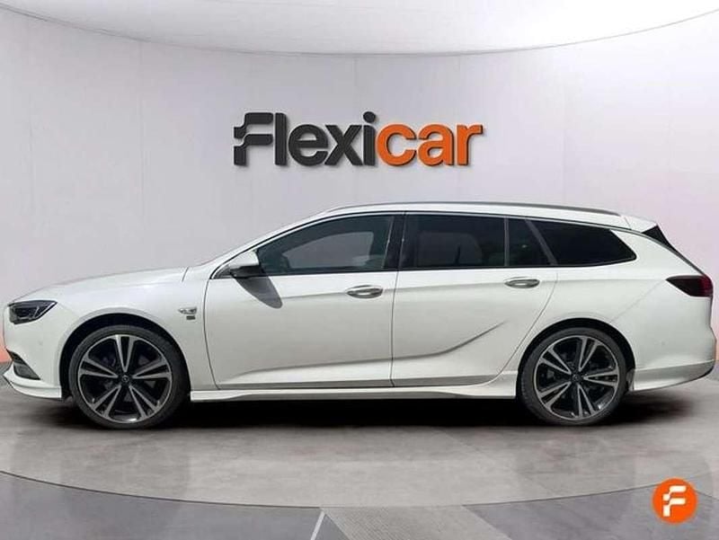 Usado Opel Insignia 211 CV (155 kW) 2018 Blanco Familiar