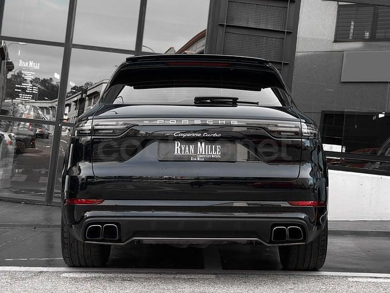 Usado Porsche Cayenne Turbo 550 CV (404 kW) 2018 Negro SUV