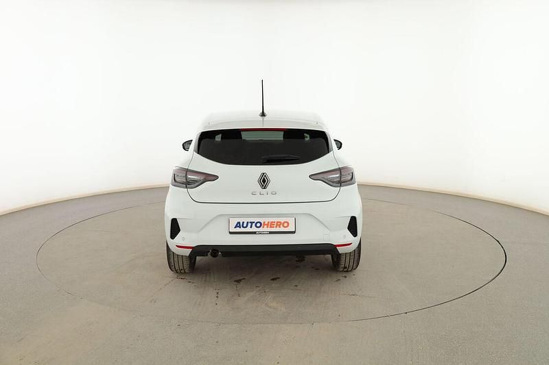 Usado Renault Clio V 91 CV (66 kW) 2025 Blanco Berlina