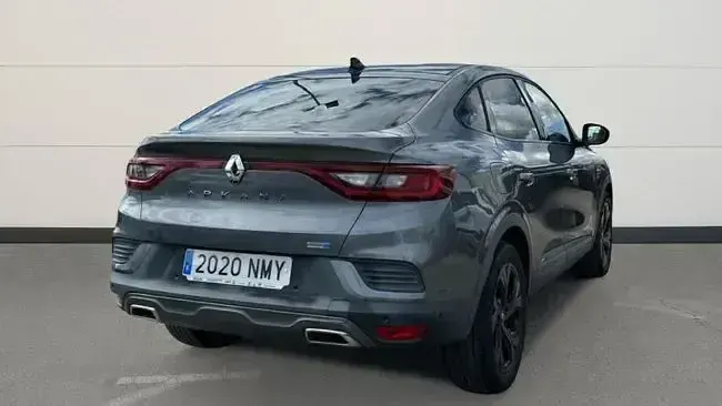 Usado Renault Arkana RS Line 145 CV (106 kW) 2022 Gris SUV