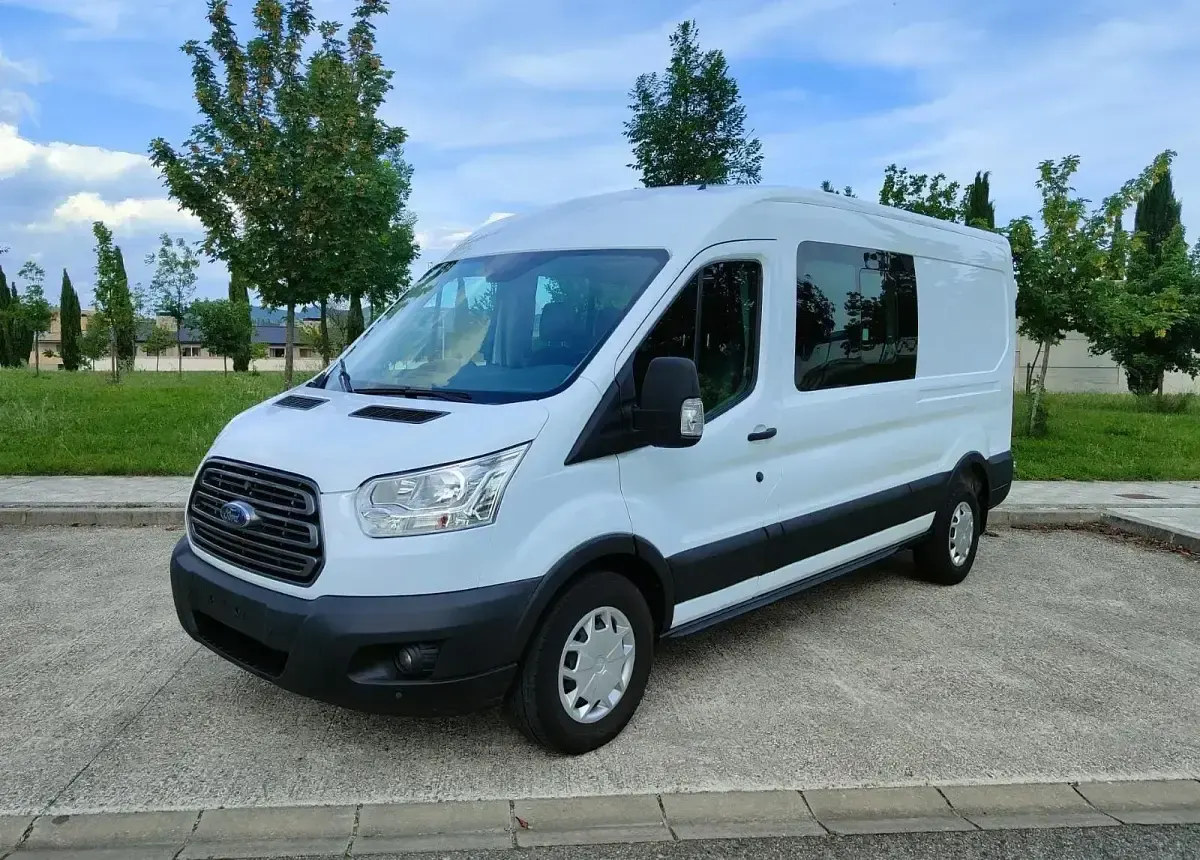 Usado Ford Transit 130 CV (95 kW) 2023 Blanco Van
