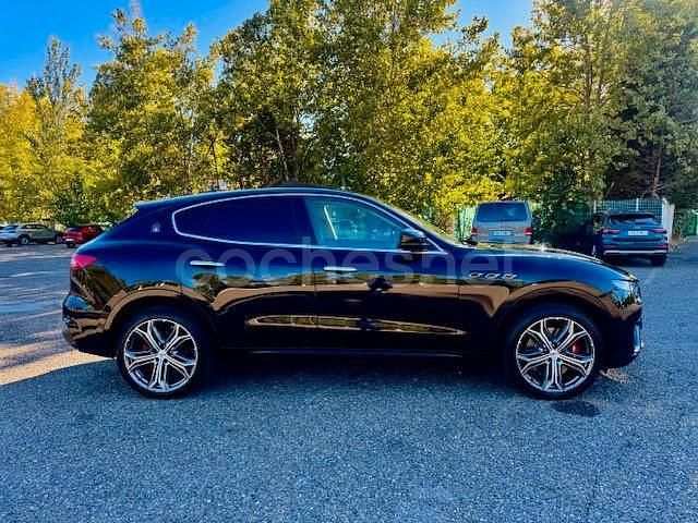 Negro Usado 2018 Maserati Levante SUV | 36.500 € (Precio justo) - Imagen 1/4