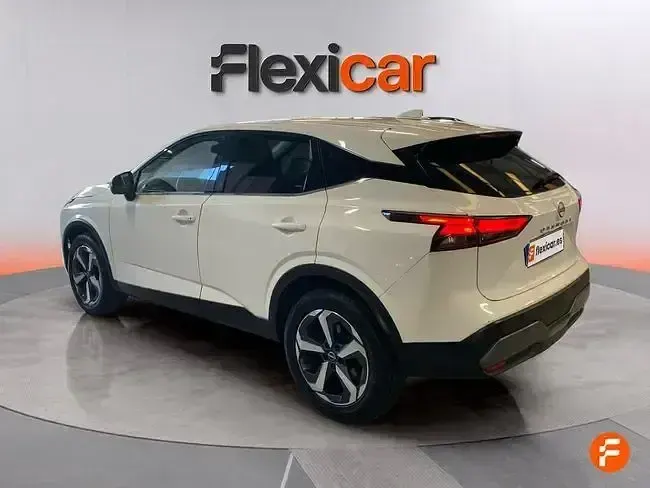 Usado Nissan Qashqai N-Connecta 158 CV (116 kW) 2023 Blanco SUV