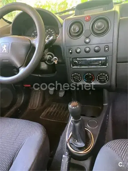 Usado Citroën Berlingo 75 CV (55 kW) 2009 Blanco Monovolumen