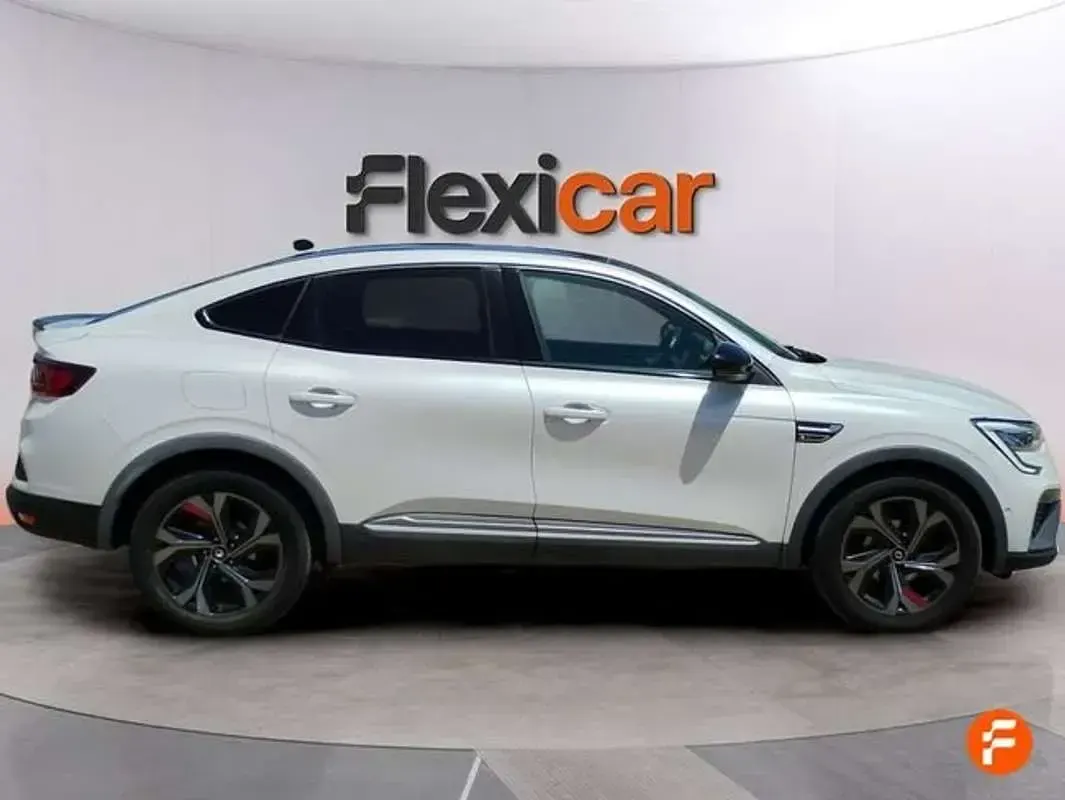 Usado Renault Arkana RS Line 145 CV (106 kW) 2022 Blanco SUV