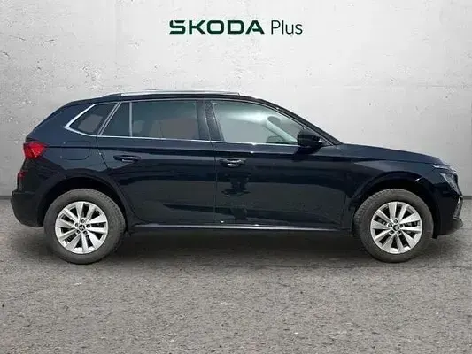 Usado Skoda Kamiq Selection 115 CV (84 kW) 2025 Negro SUV