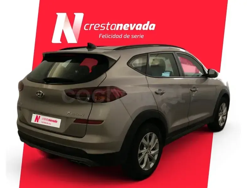 Usado Hyundai Tucson 116 CV (85 kW) 2019 Gris / plata SUV