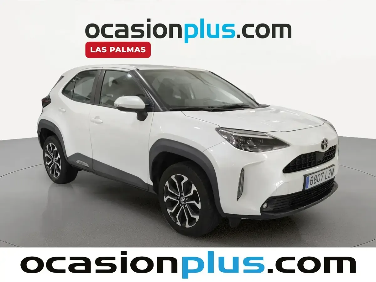 Usado Toyota Yaris Style 125 CV (91 kW) 2022 Blanco Utilitario