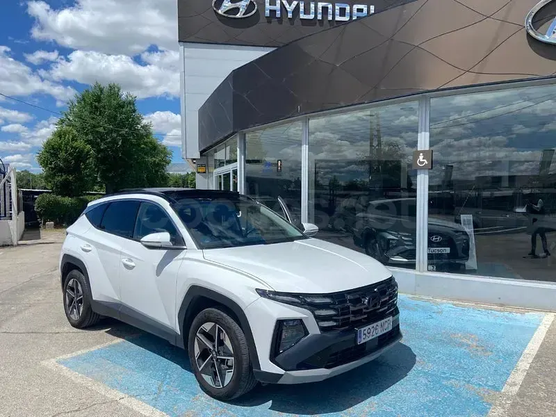 Usado Hyundai Tucson 252 CV (185 kW) 2025 Blanco SUV