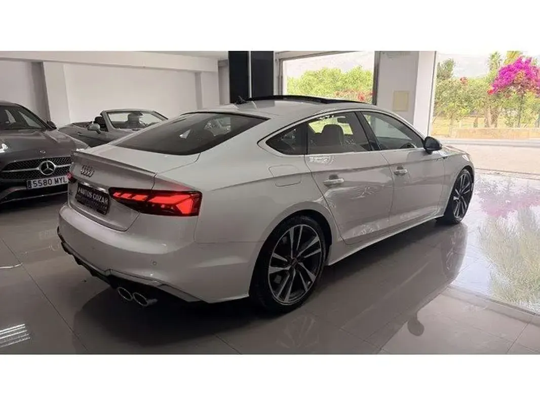 Usado Audi S5 Sportback 341 CV (250 kW) 2022 Blanco Utilitario