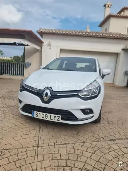 Usado Renault Clio IV Zen 90 CV (66 kW) 2017 Blanco Berlina