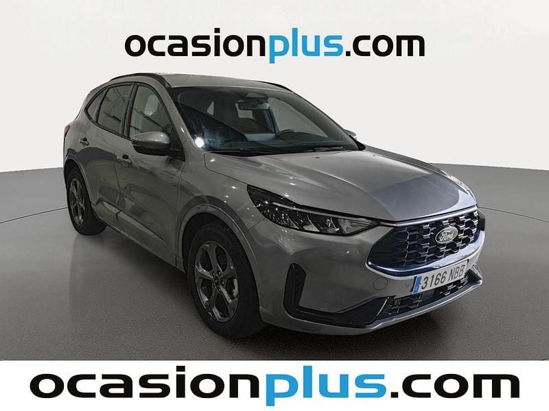 Usado Ford Kuga ST-Line 150 CV (110 kW) 2025 Gris plata SUV