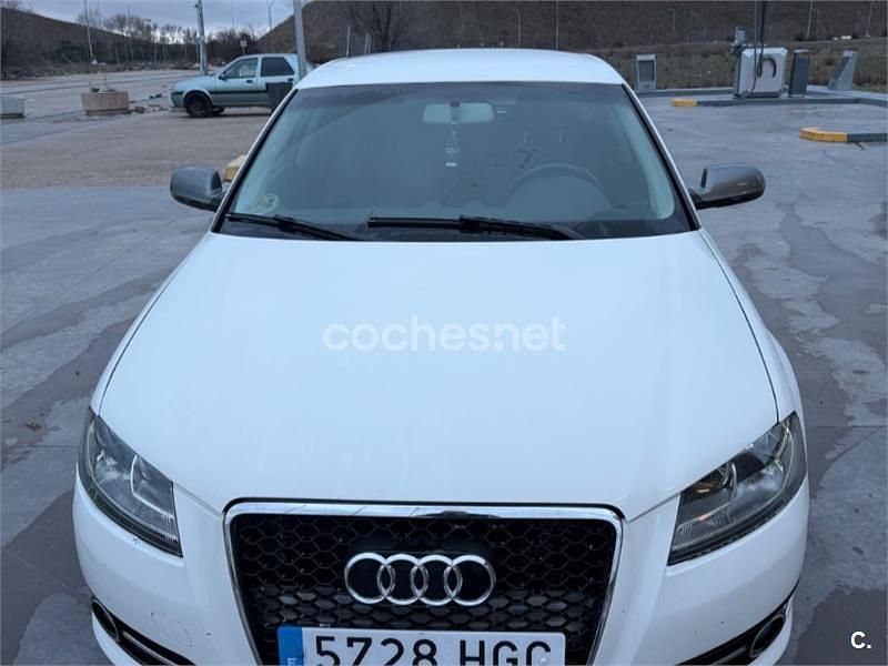 Usado Audi A3 Ambition 140 HP (102 kW) 2011 Branco Citadino