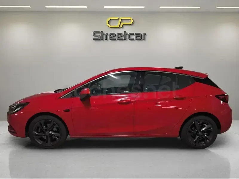 Usado Opel Astra Dynamic 136 CV (100 kW) 2016 Rojo Berlina
