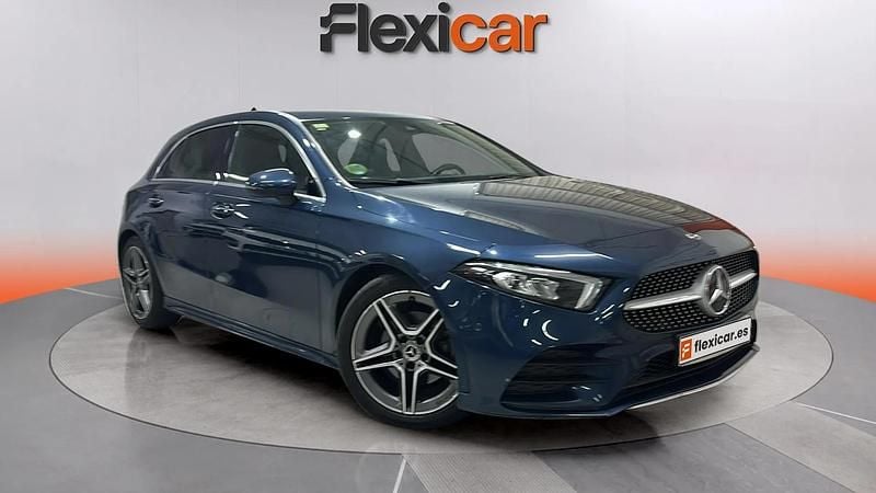 Usado Mercedes A180 136 CV (100 kW) 2020 Azul Berlina