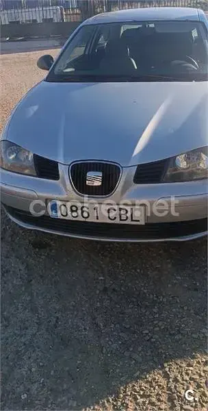 Usado Seat Ibiza Fresh 64 CV (47 kW) 2002 Gris / plata Utilitario