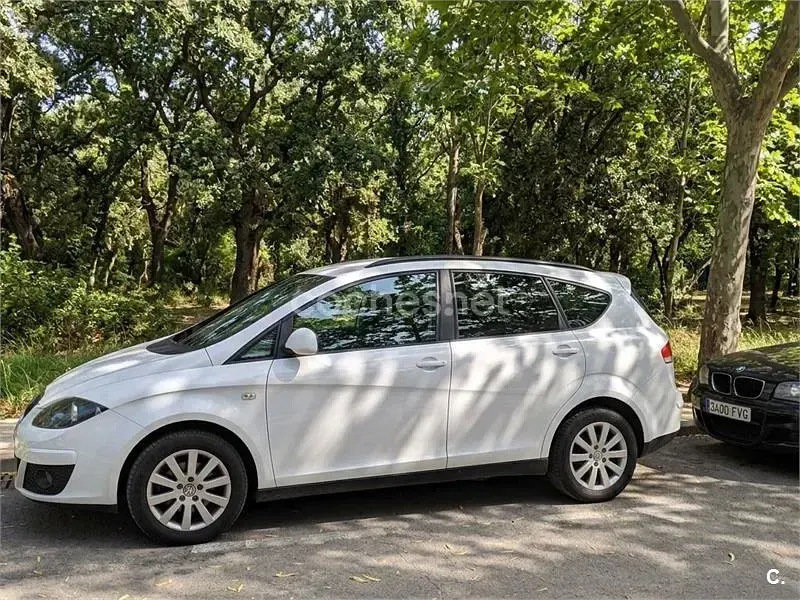 Usado Seat Altea XL I-Tech 105 CV (77 kW) 2015 Blanco Monovolumen