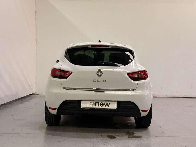 Usado Renault Clio IV LIMITED 75 CV (55 kW) 2017 Blanco Utilitario