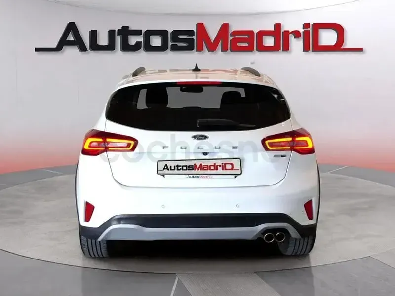 Usado Ford Focus Active 156 CV (114 kW) 2022 Blanco Berlina