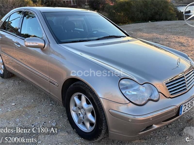 Beige Usado 2002 Mercedes C180 Elegance Berlina | 7600 € (Caro) - Imagen 1/4