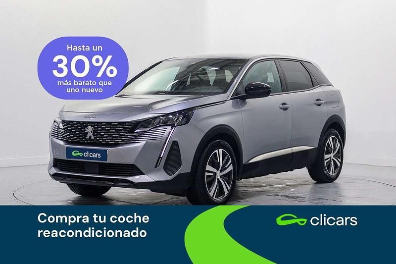 Usado Peugeot 3008 Allure 150 CV (110 kW) 2024 Plateado SUV