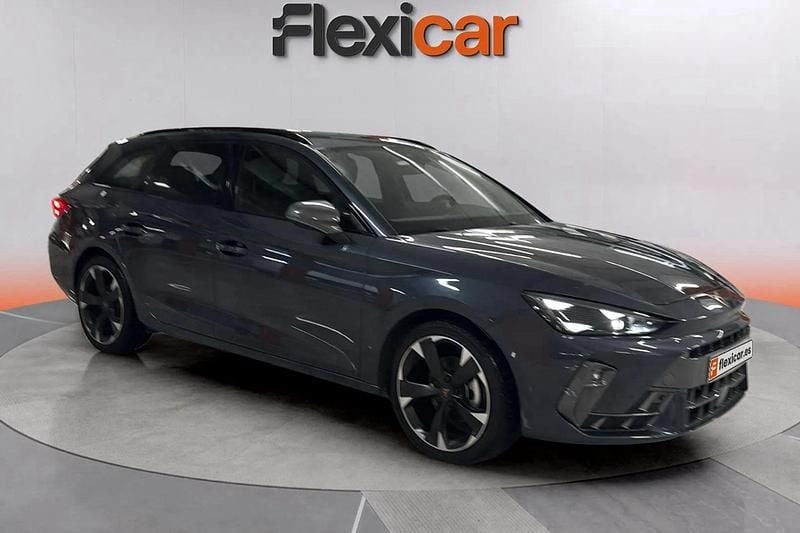 Gris Usado 2025 Cupra Leon Familiar | 25.990 € (Precio justo) - Imagen 1/4