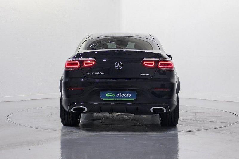 Usado Mercedes GLC220 194 CV (142 kW) 2023 Negro Coupe