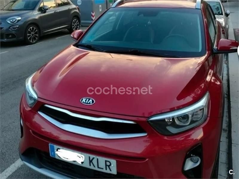 Granate Usado 2018 Kia Stonic SUV | 13.100 € (Precio justo) - Imagen 1/4