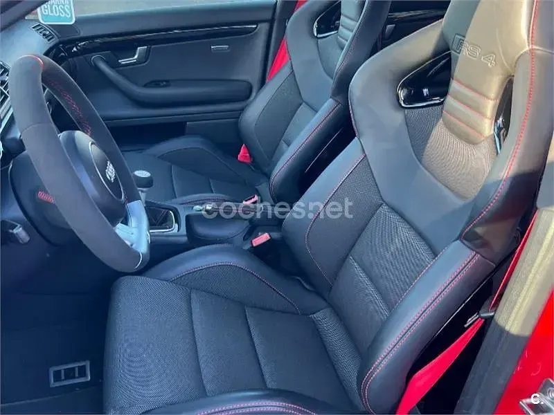 Usado Audi RS4 420 CV (308 kW) 2007 Rojo Familiar