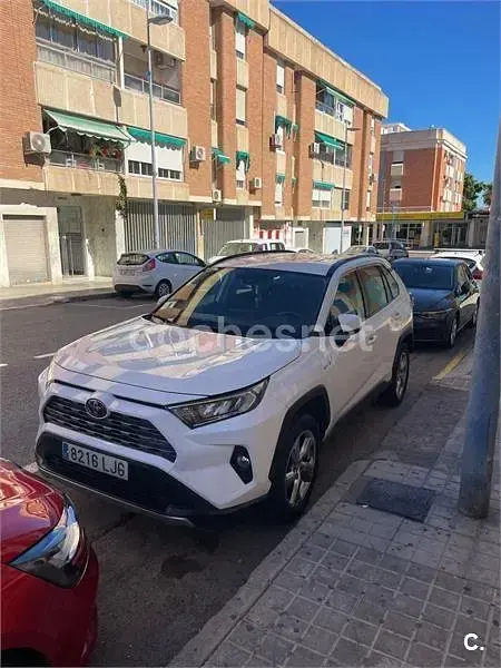 Usado Toyota RAV4 Hybrid Advance 218 CV (160 kW) 2020 Blanco SUV